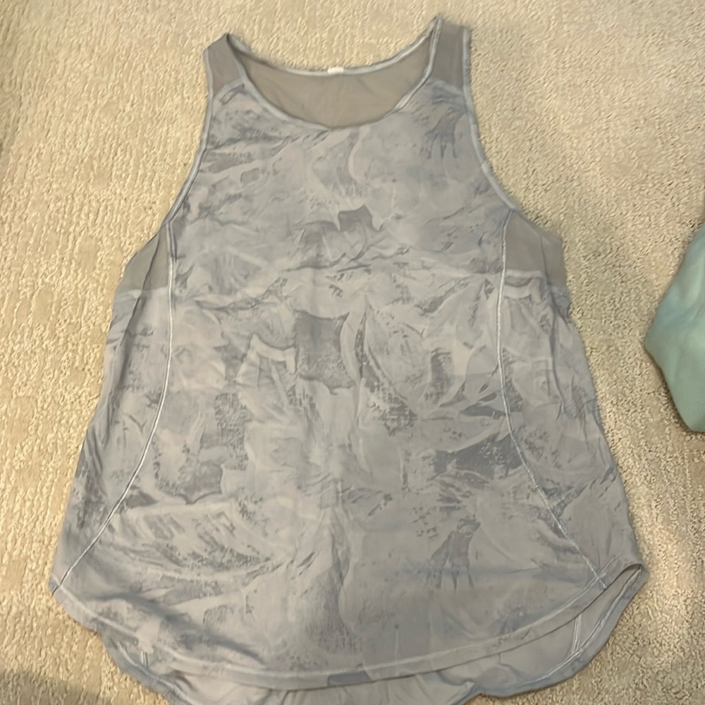 Sculpt tank lululemon